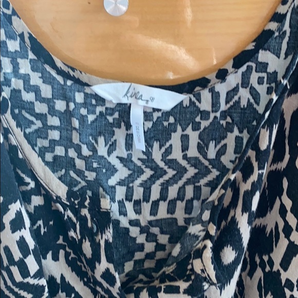 Tank top with black and Nude colored print - Picture 3 of 3